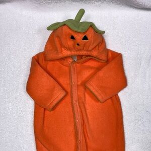 Old navy 6/9m fleece hooded pumpkin costume sleeper